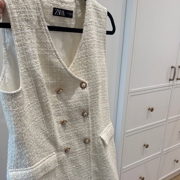 Zara Dresses & Skirts - Zara Ivory Textured Vest